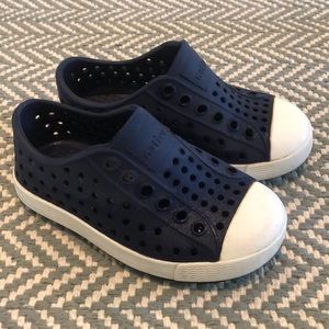 Navy blue Native shoes toddler size 6